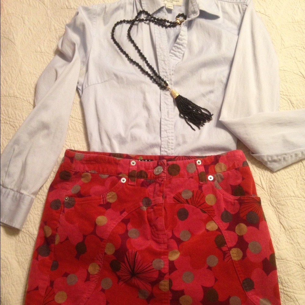 Sisley corduroy skirt. Size 0