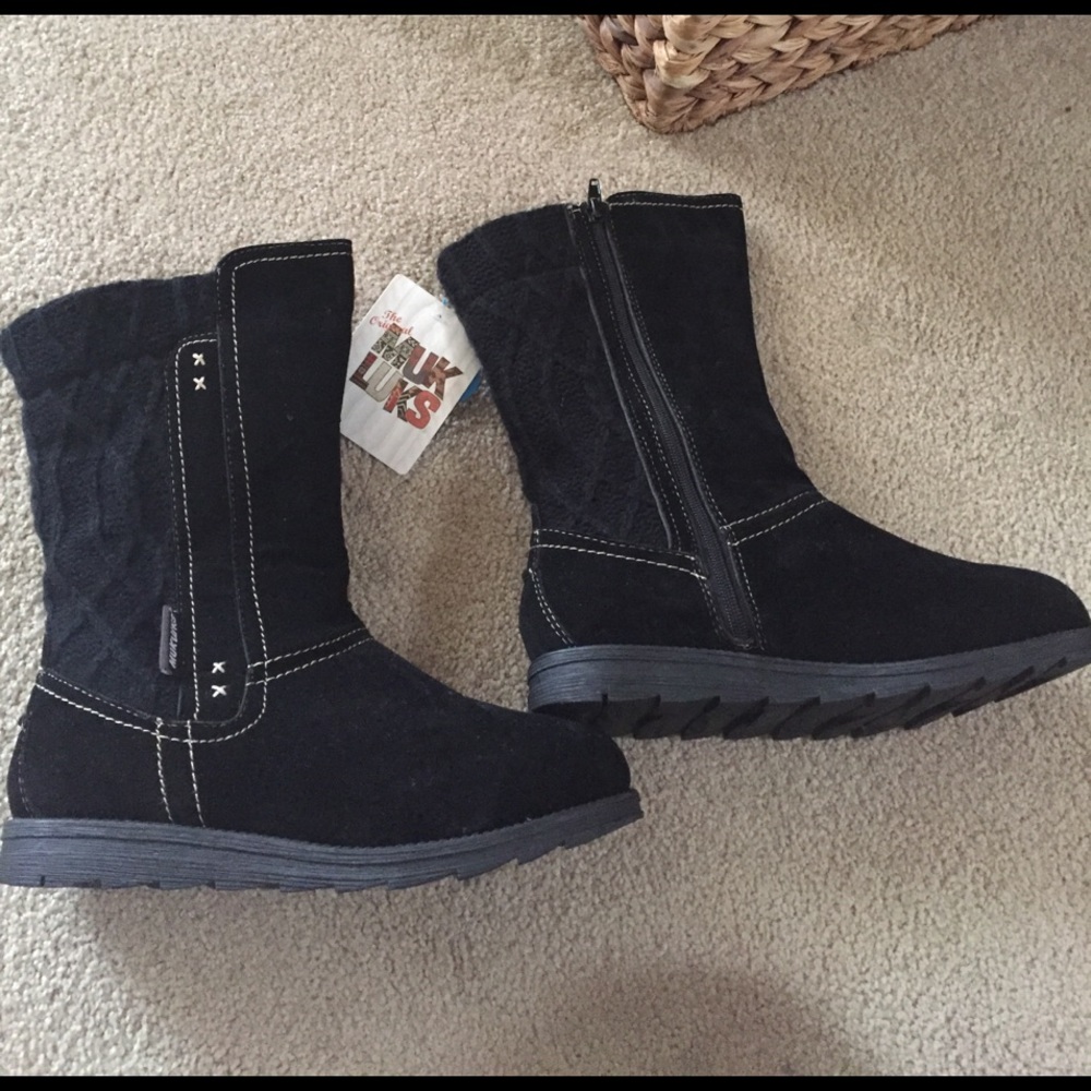 NWT Muk Luk Stacie Boots