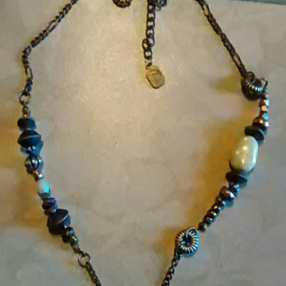 Vintage Beautifully Detailed Statement Necklace - Picture 4 of 8