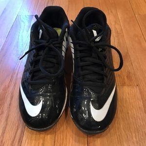 NIKE CLEATS worn twice