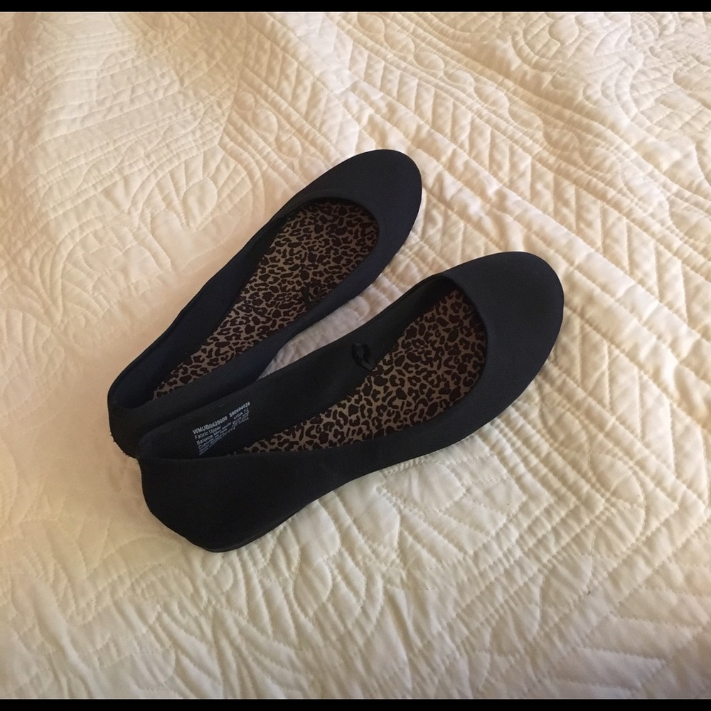 Black flats