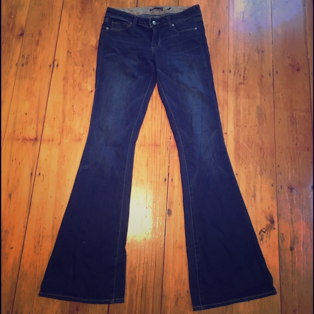 Paige Jeans - Bell Canyon - size 27