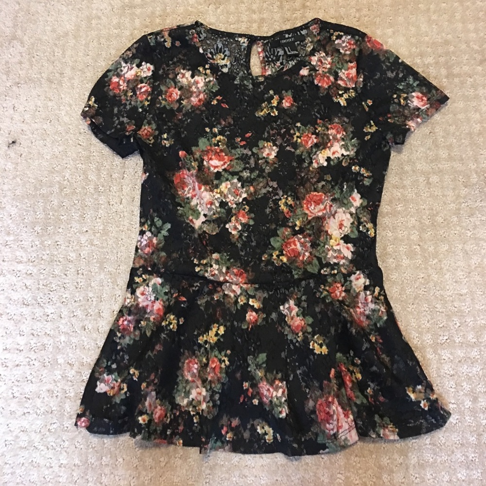 Black lace stretch short sleeve