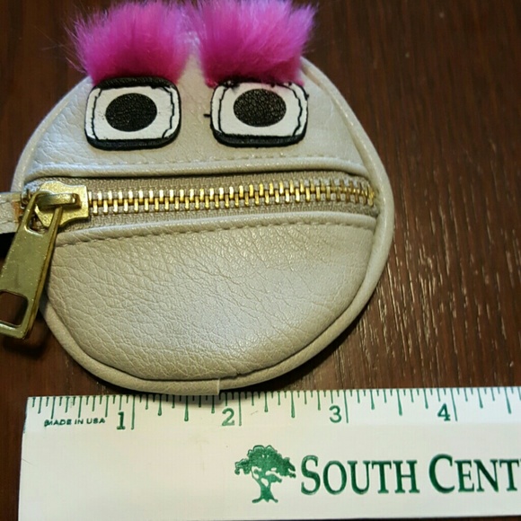 Pink eyebrows coin purse with mouth opening - Picture 3 of 4