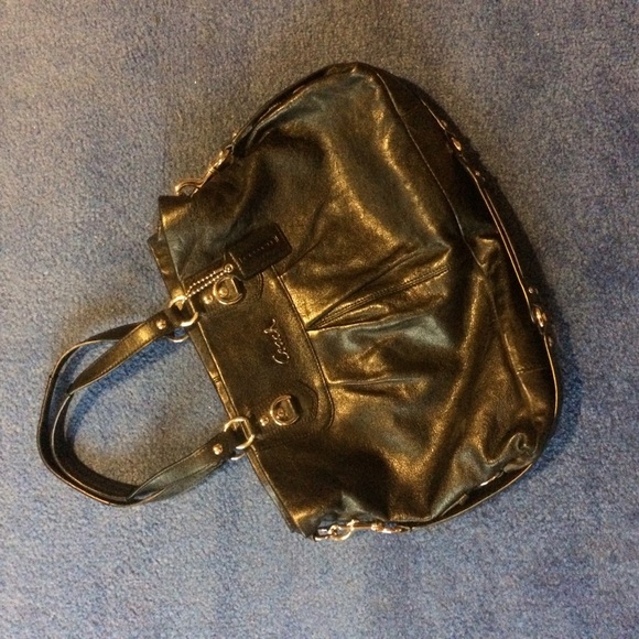 Black coach purse - Picture 2 of 3