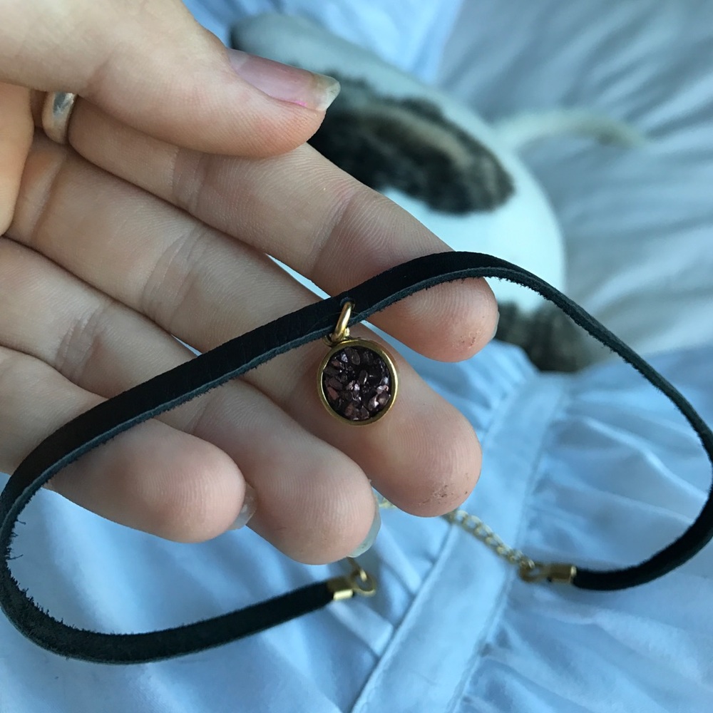 Bee Maru Jewelry Choker