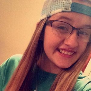 Meet your Posher, Alivia