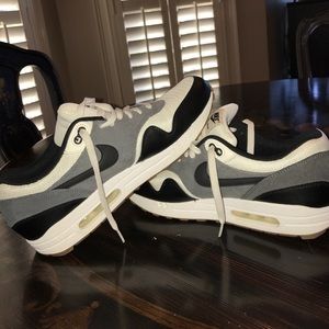 Nike air max leather