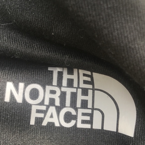 North Face hoodie XS - Picture 3 of 3