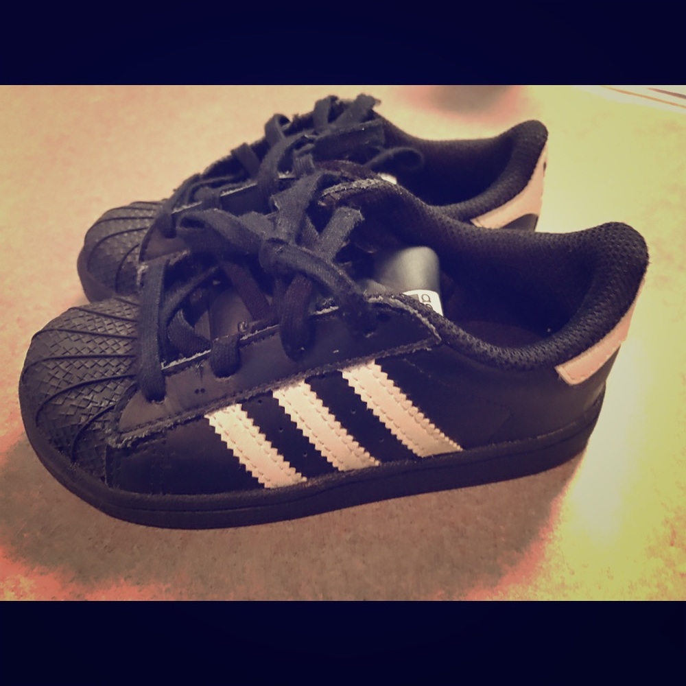 Kids Adidas size 9
