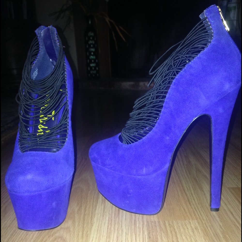BLUE SUEDE STILETTO HEELS