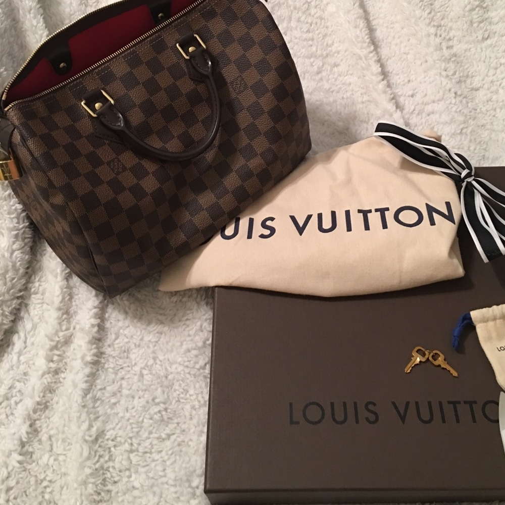 Louis Vuitton Speedy 30