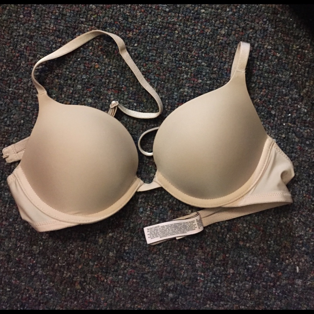 32B Victoria's Secret Nude Push-up Bra
