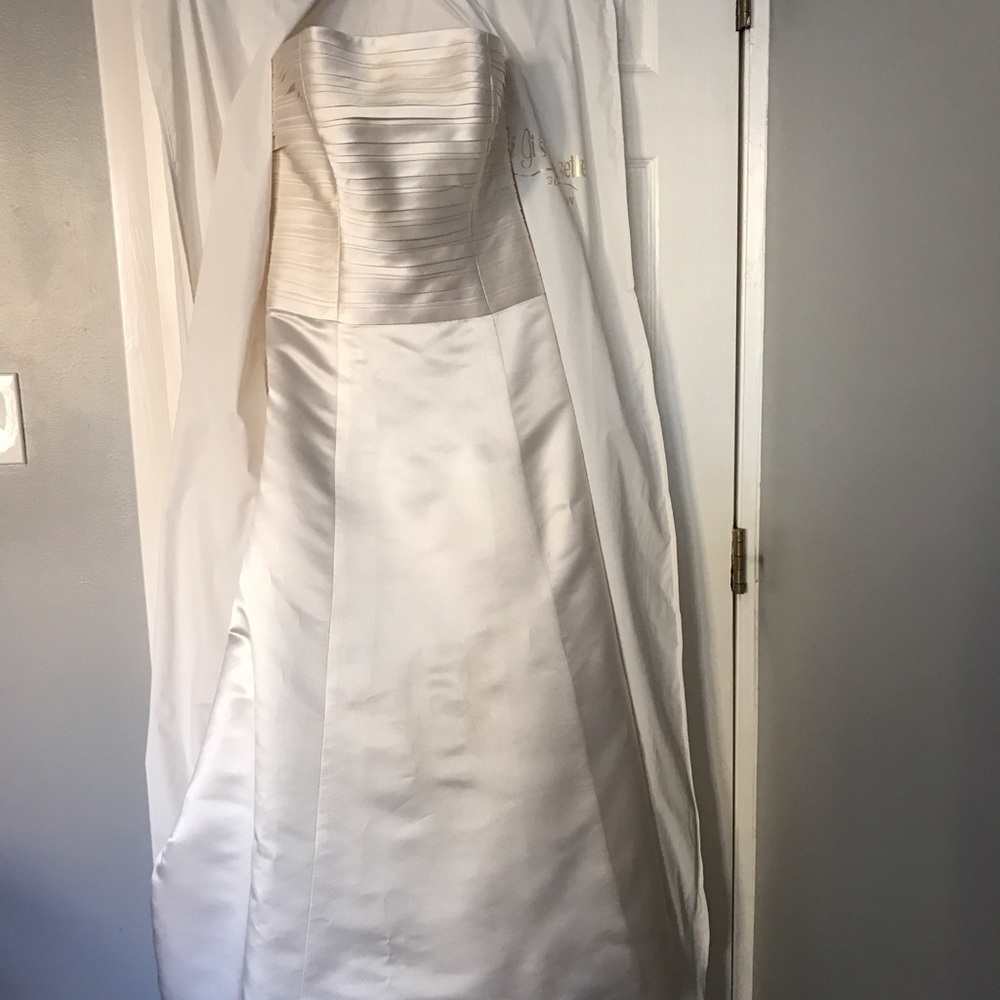 Wedding dress, strapless. Waters/wtoo