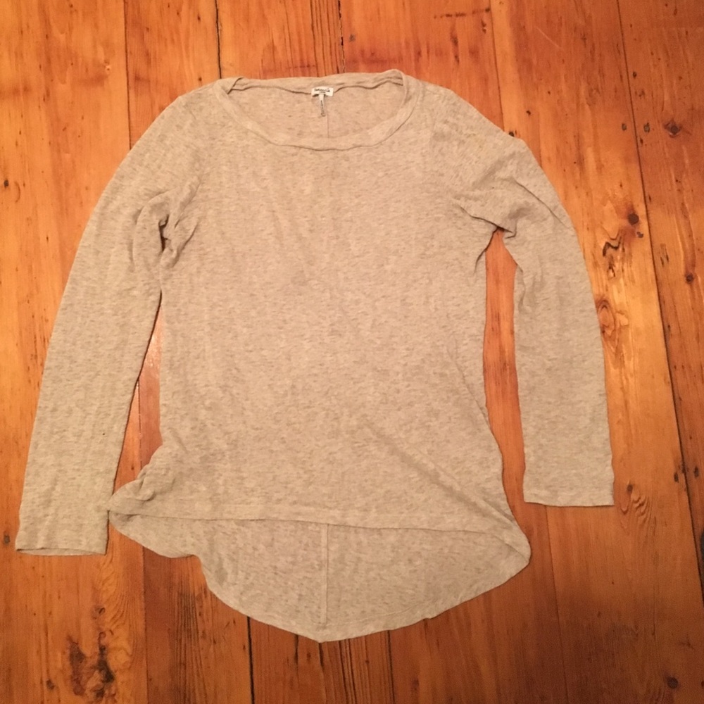 Splendid hi-low long sleeved tee sz large