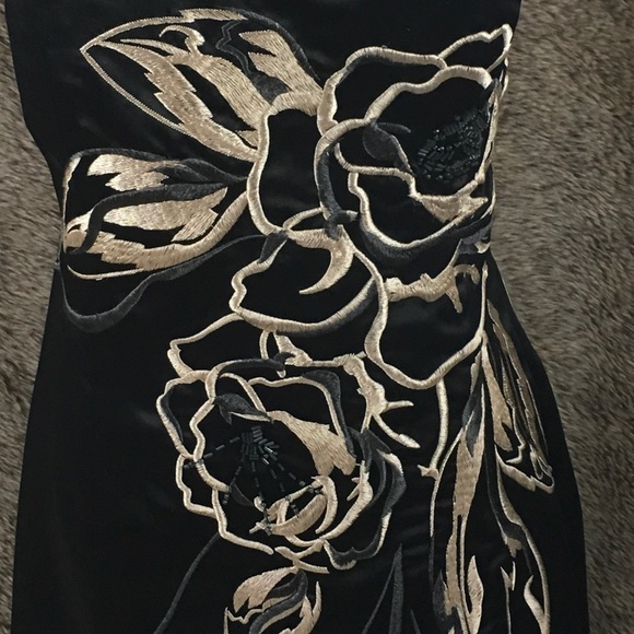 ❗️SOLD❗️🌺WHBM Dress🌺 - Picture 2 of 6