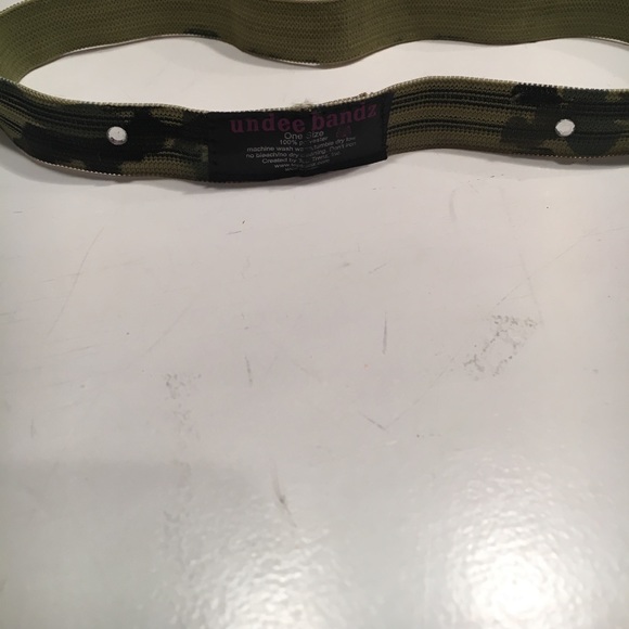 Camouflage (camo) print headband by undee bandz - Picture 2 of 2