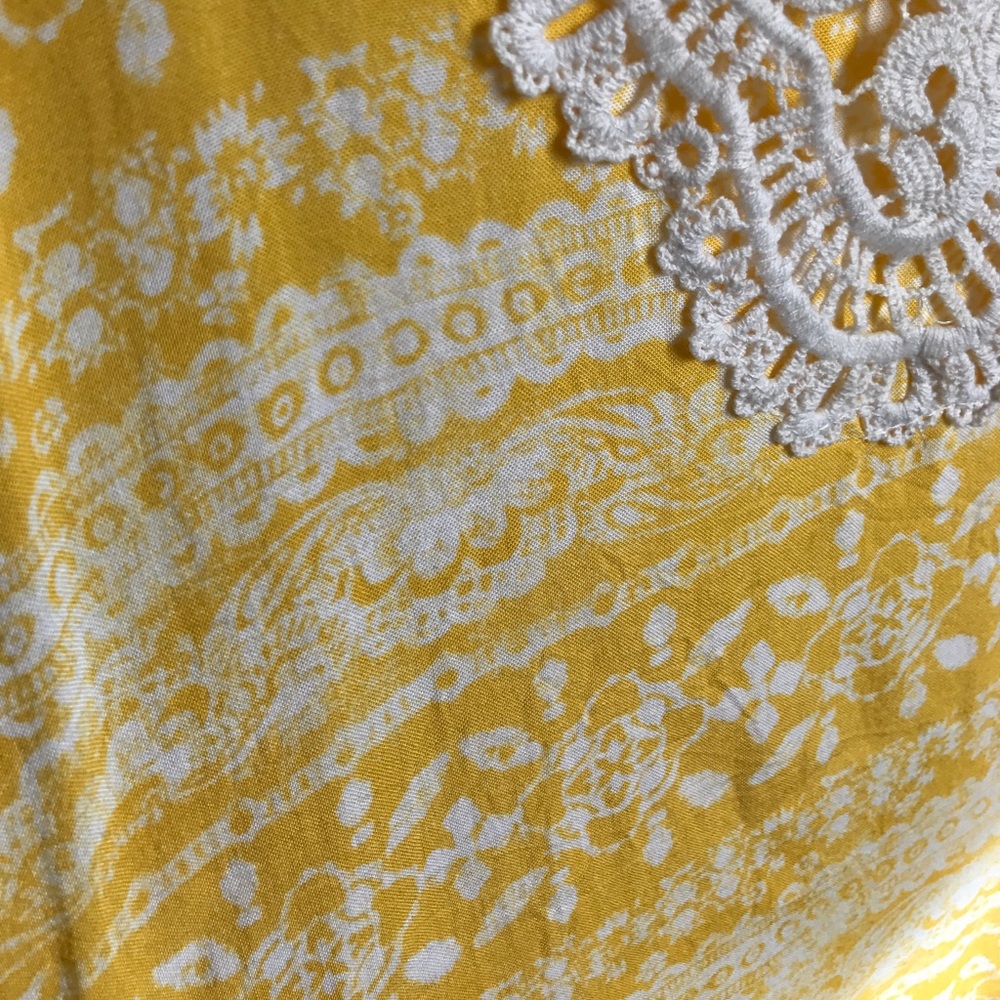 Long Yellow Maxi - Picture 3 of 4