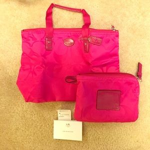 Coach cute and classy pink bag reposhing!