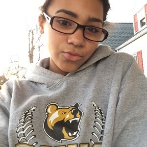 Meet your Posher, Miyah