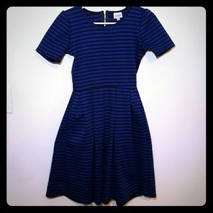 Lularoe striped amelia dress size XS