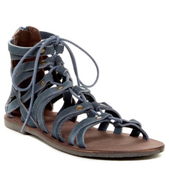Rebels Shoes - NWOT Rebels Jonah Suede Sandal
