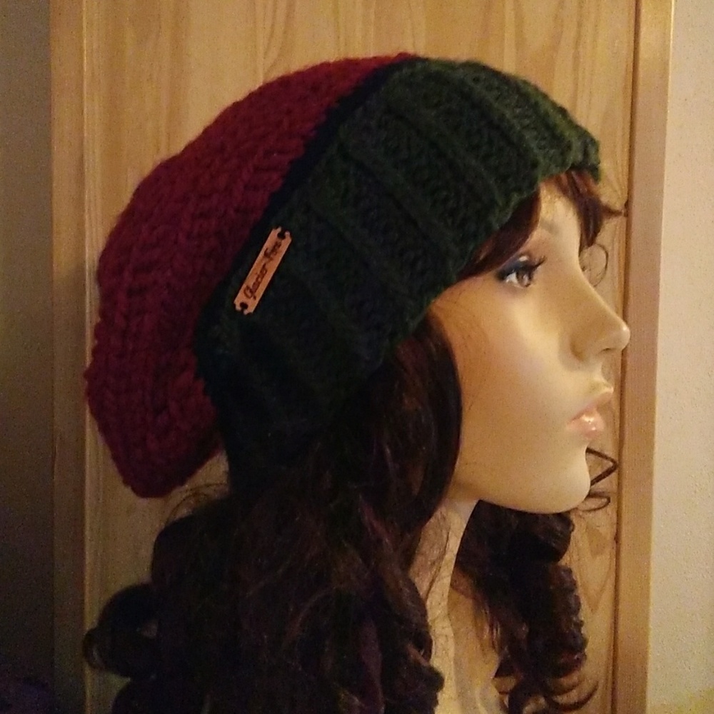Vintage Italian Style Red, Green & Black Beanie