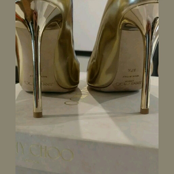 ❌SOLD❌ JIMMY CHOO Leather Romy Gold Pumps - Picture 5 of 8
