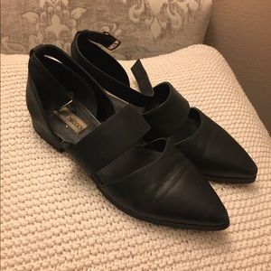 Steve Madden Flats