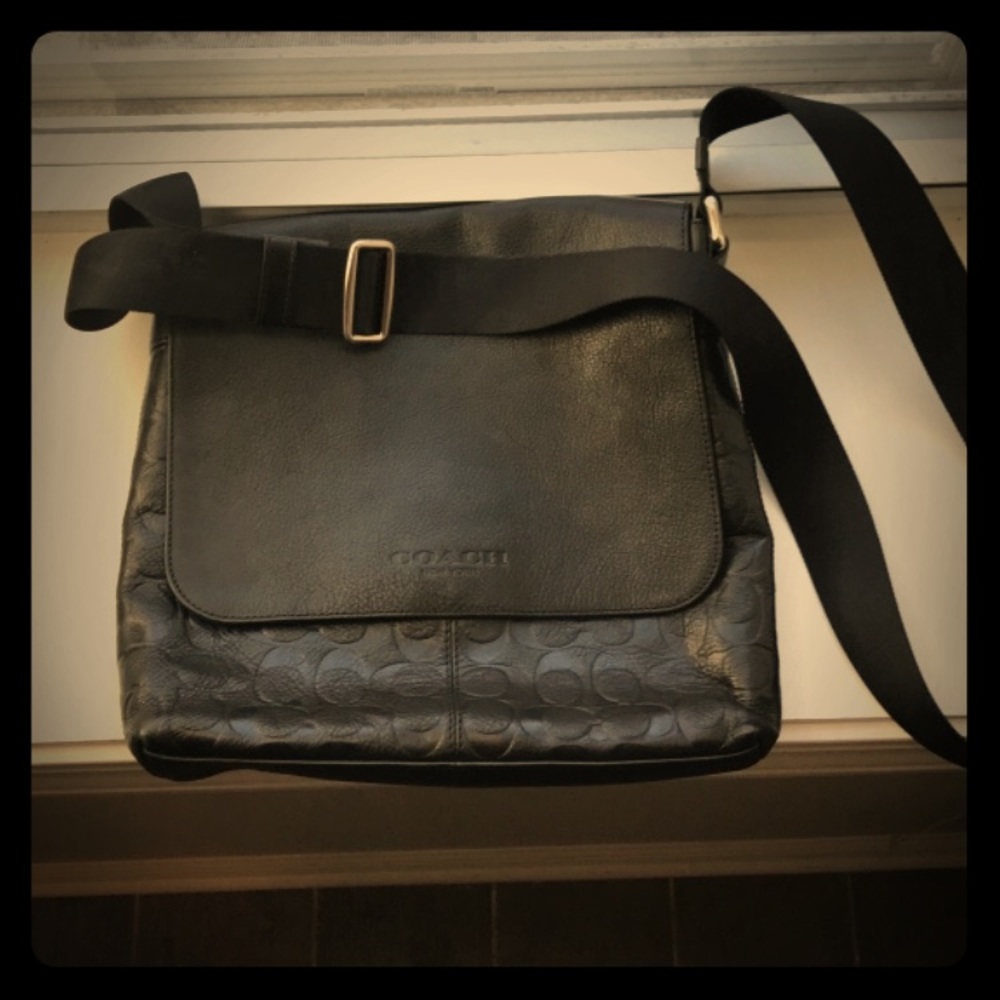 Coach Messenger