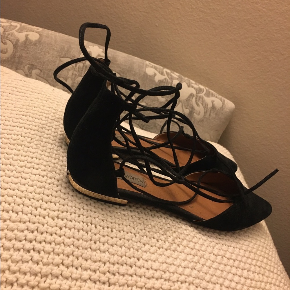 Steve Madden Lace up Flats