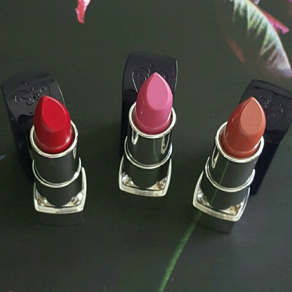 3x Rimmel Moisture Renew Lipstick Set
