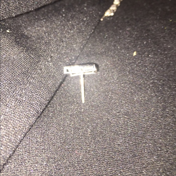 Earrings - Picture 2 of 3