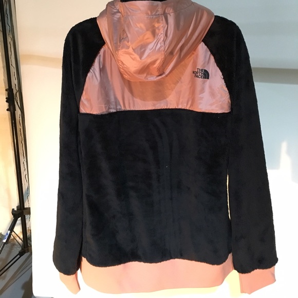 The North Face OSO Hoodie - Picture 2 of 3