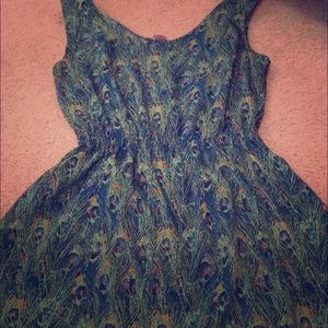 Peacock print short dress