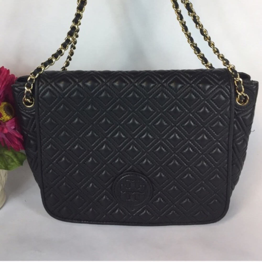 💕😍sale 💋Tory Burch quilted black bag💕✨