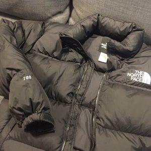 The north face nuptse 700