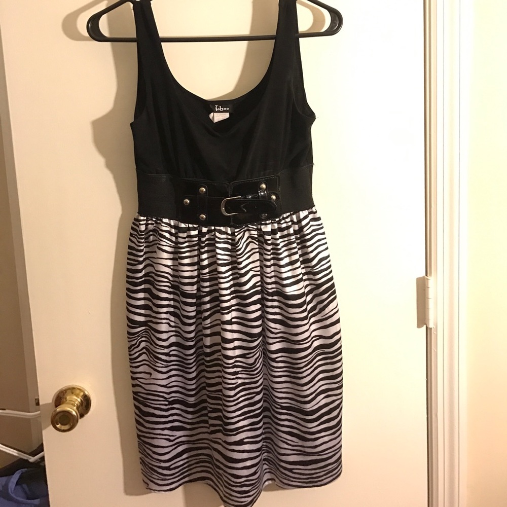 Cute zebra dress with belt accent