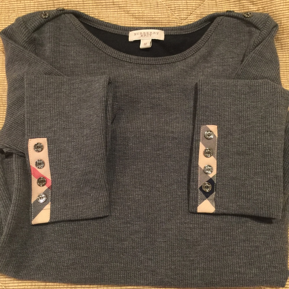 🌺Burberry long sleeve sweater shirt🌺