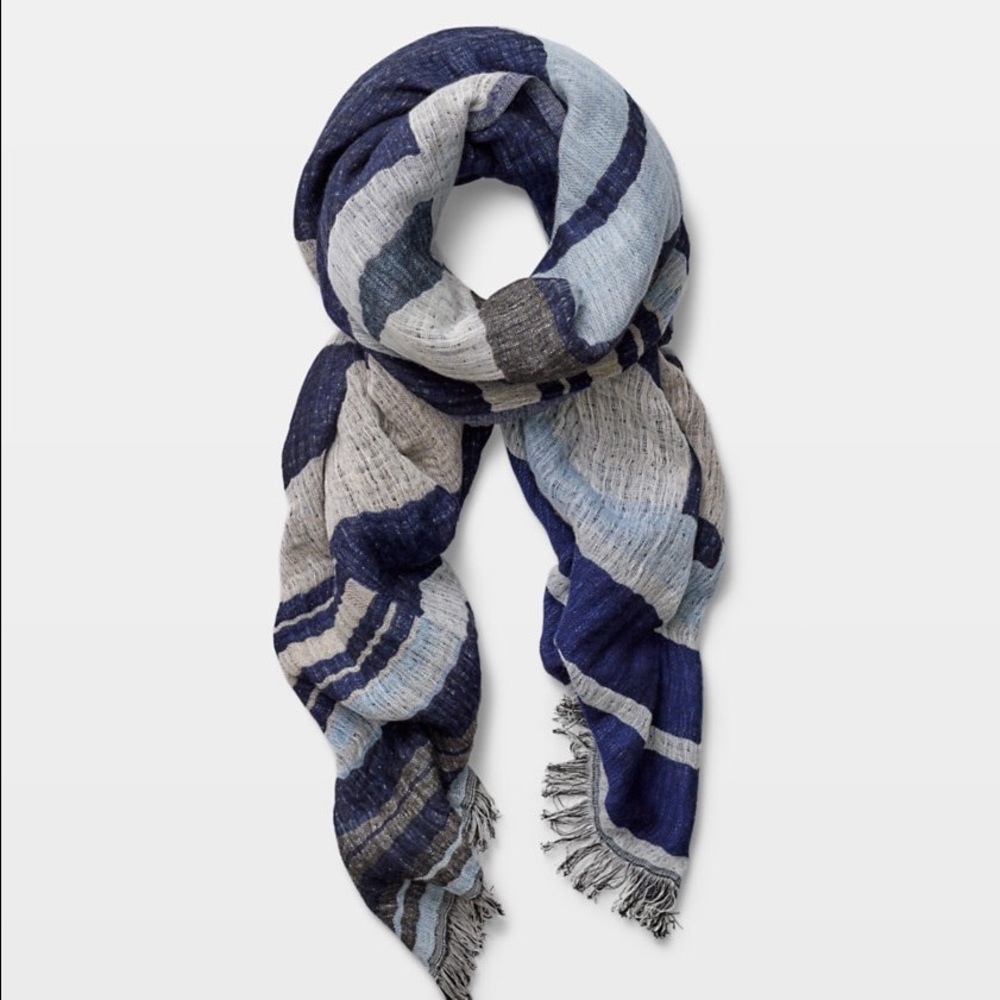 WILFRED BLANKET SCARF