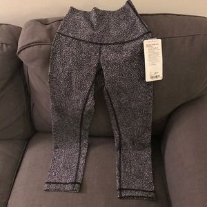 Wunder Under Hi Rise Fullux Crops