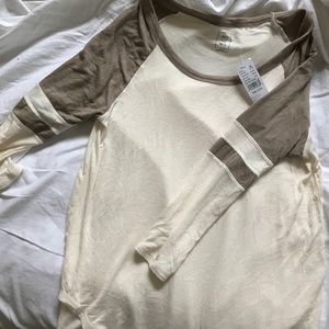 Super soft shirt from PacSun!