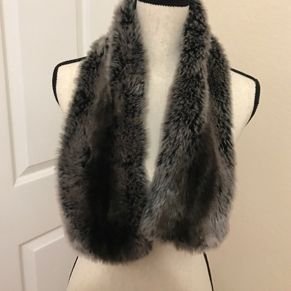 Women's scarf - Picture 3 of 4