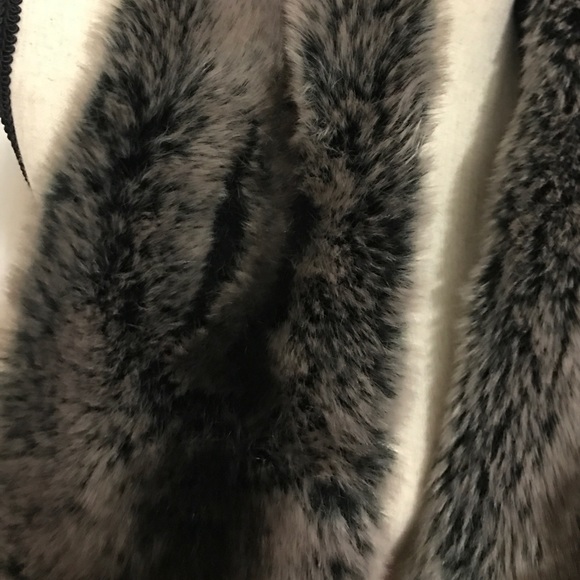 Women's scarf - Picture 4 of 4