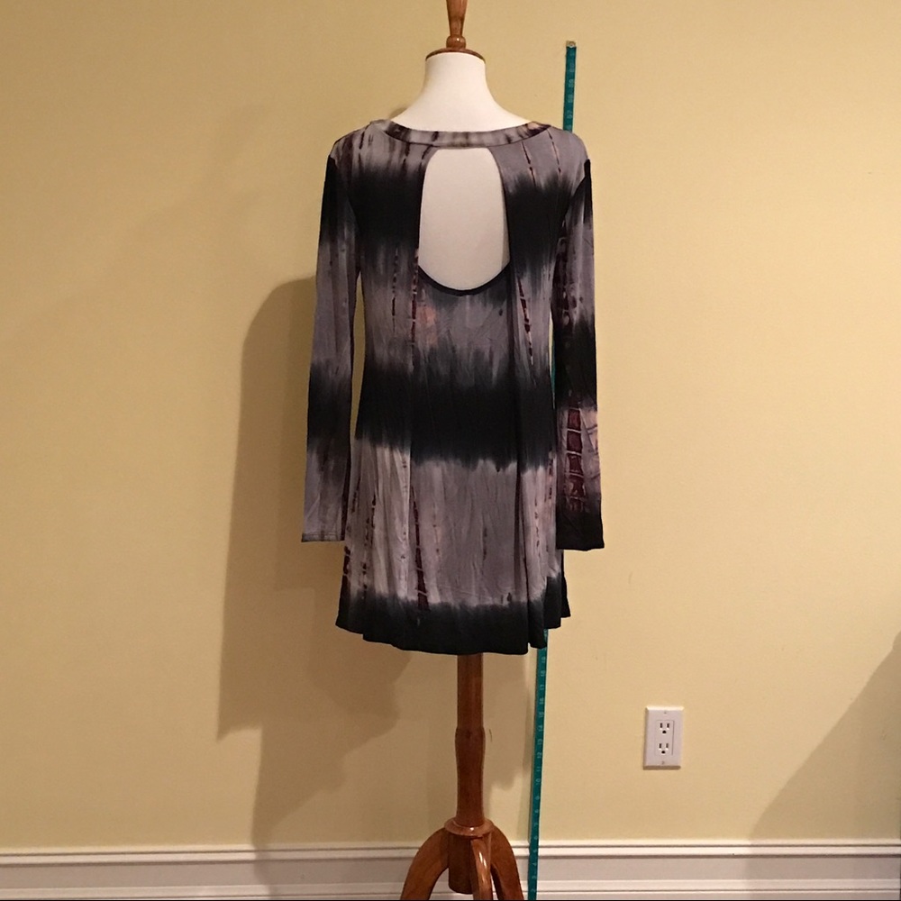 Sale❌Black Tie Dye Mini Dress Open Back w sleeves - Picture 4 of 5