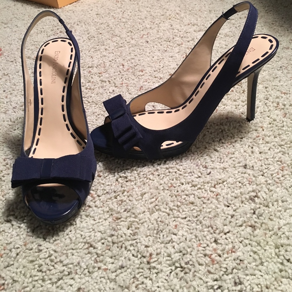Enzo Angiolini navy blue pumps.  Size 10.