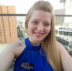 Meet your Posher, Andrea