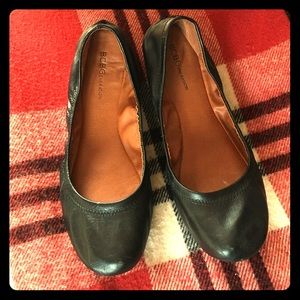 Black BCBG leather ballet flats