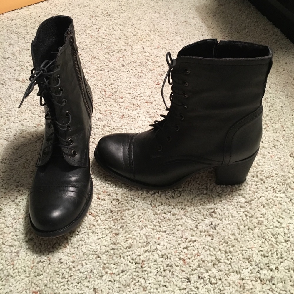 Steve Maddeb black leather boots.  Size 9.5.