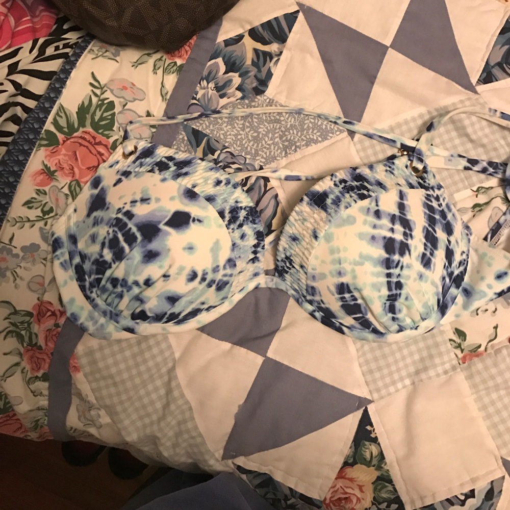 Victoria's Secret push up bikini top 36C